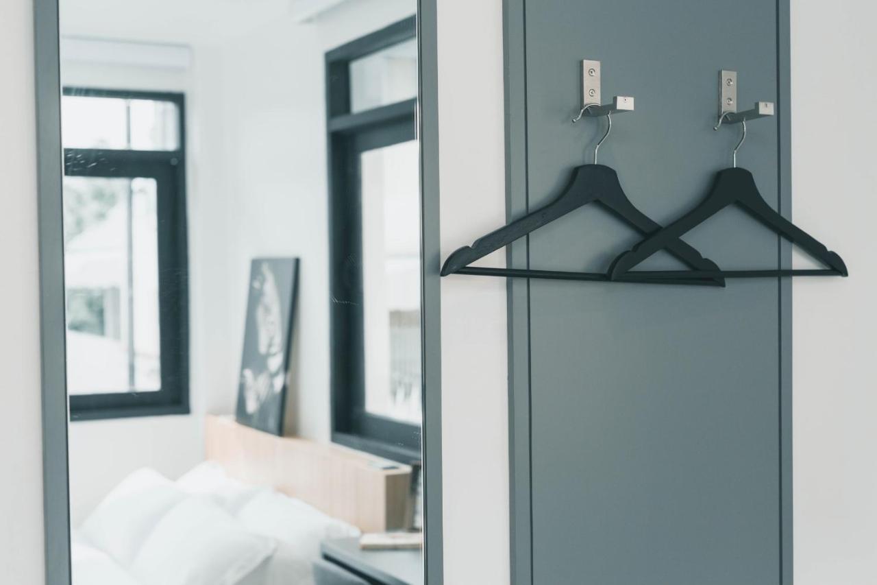 41Cafetel Hostel Банкок Екстериор снимка